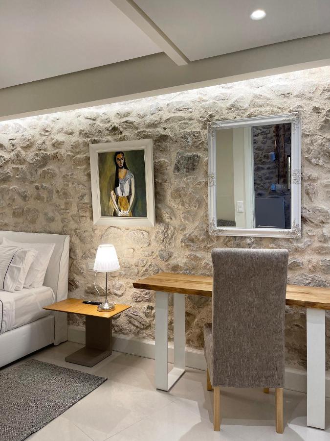 Blue Domino Luxury City Villa פאטרה מראה חיצוני תמונה