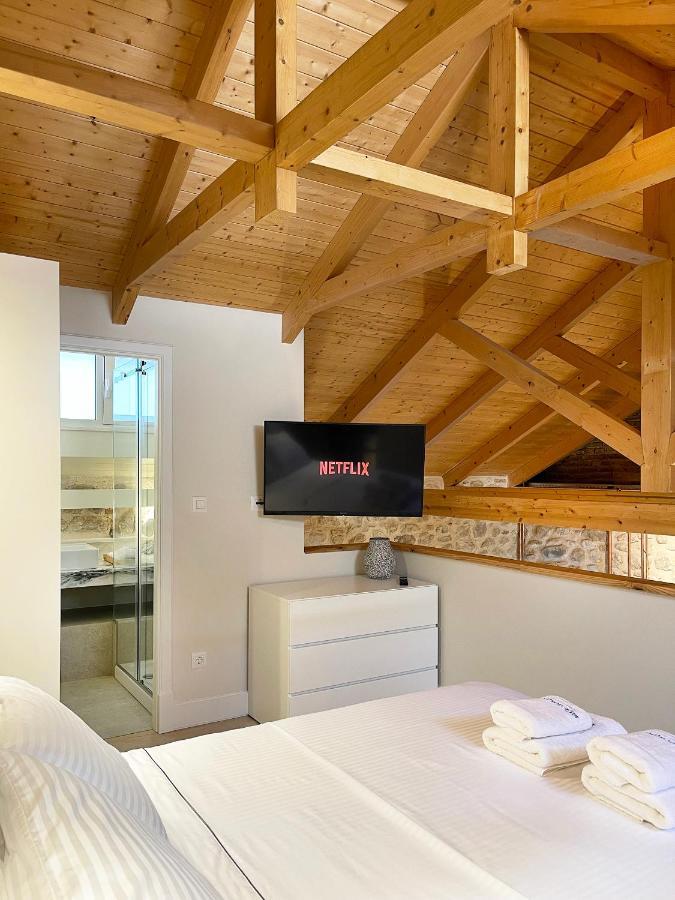 Blue Domino Luxury City Villa פאטרה מראה חיצוני תמונה