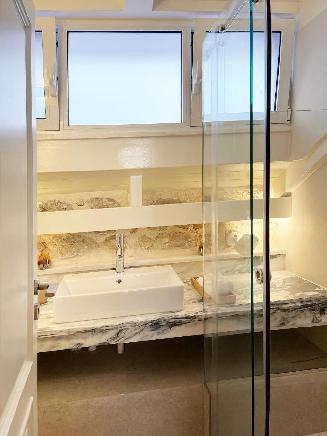 Blue Domino Luxury City Villa פאטרה מראה חיצוני תמונה