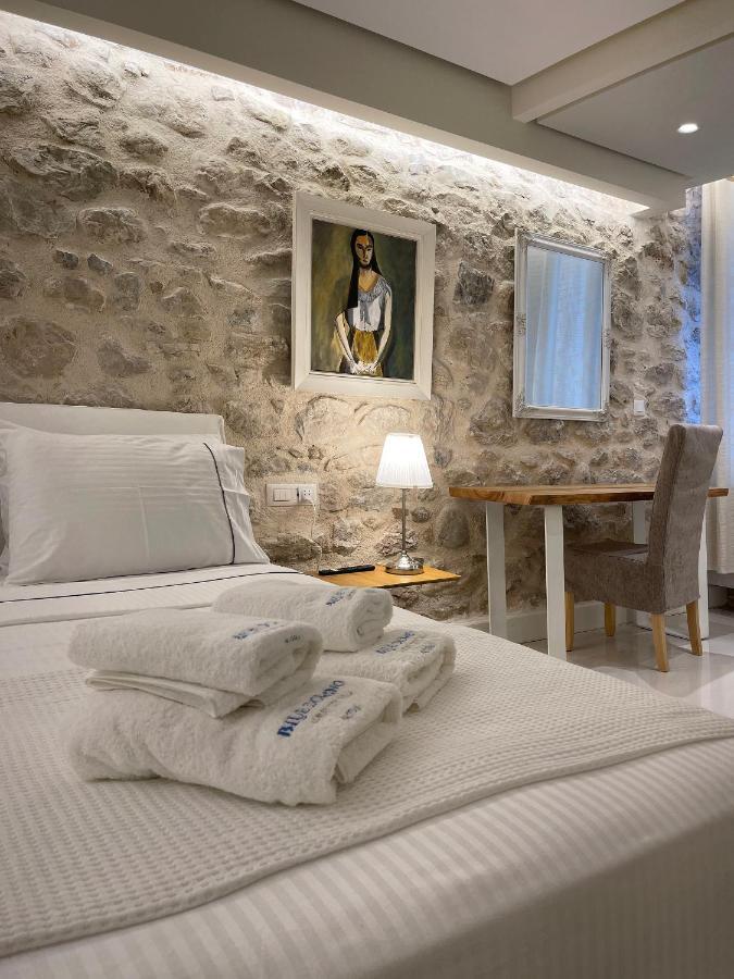 Blue Domino Luxury City Villa פאטרה מראה חיצוני תמונה